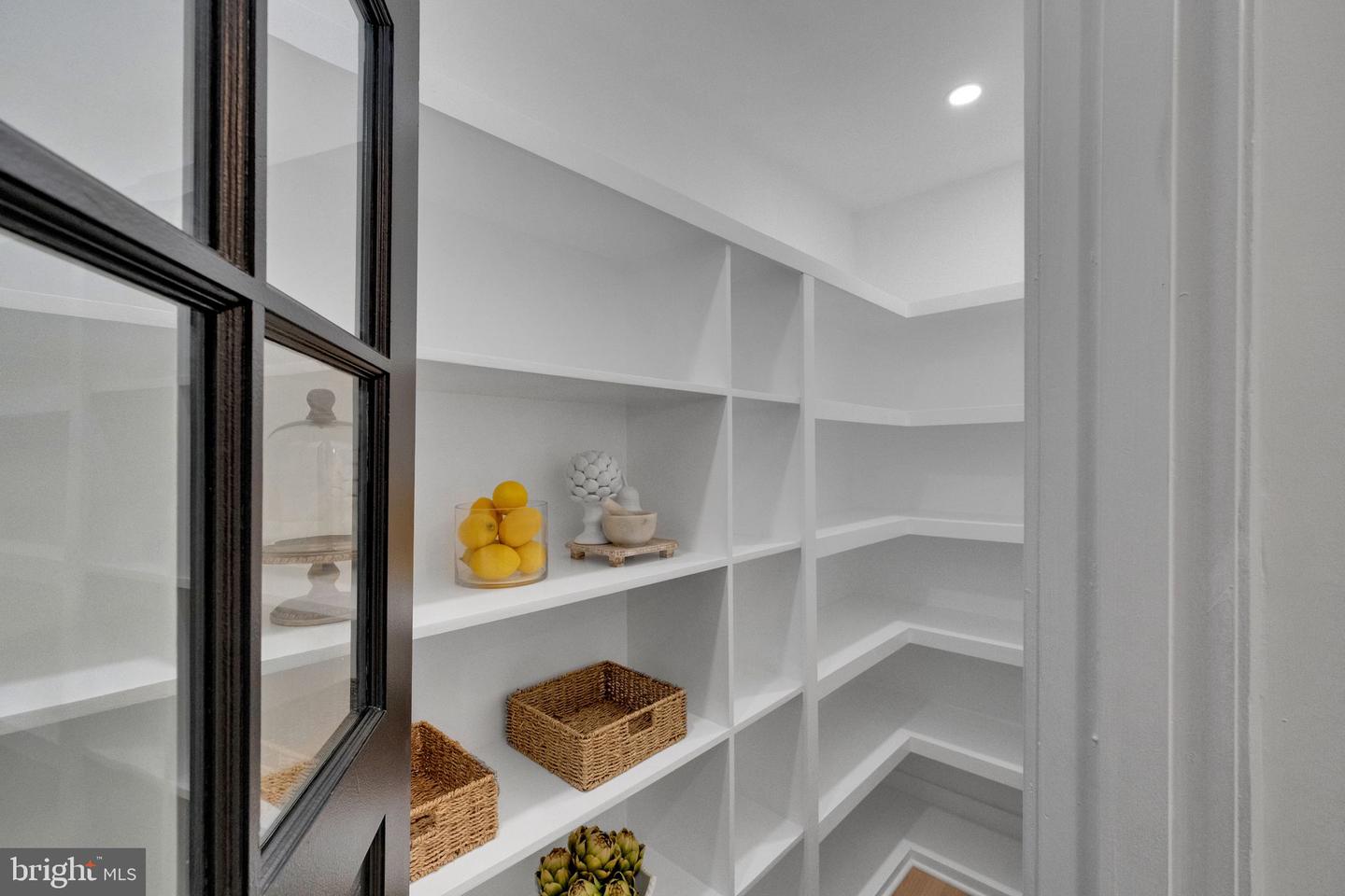 5811 5TH ST NW, WASHINGTON, District Of Columbia 20011, 4 Bedrooms Bedrooms, ,3 BathroomsBathrooms,Residential,For sale,5811 5TH ST NW,DCDC2205346 MLS # DCDC2205346