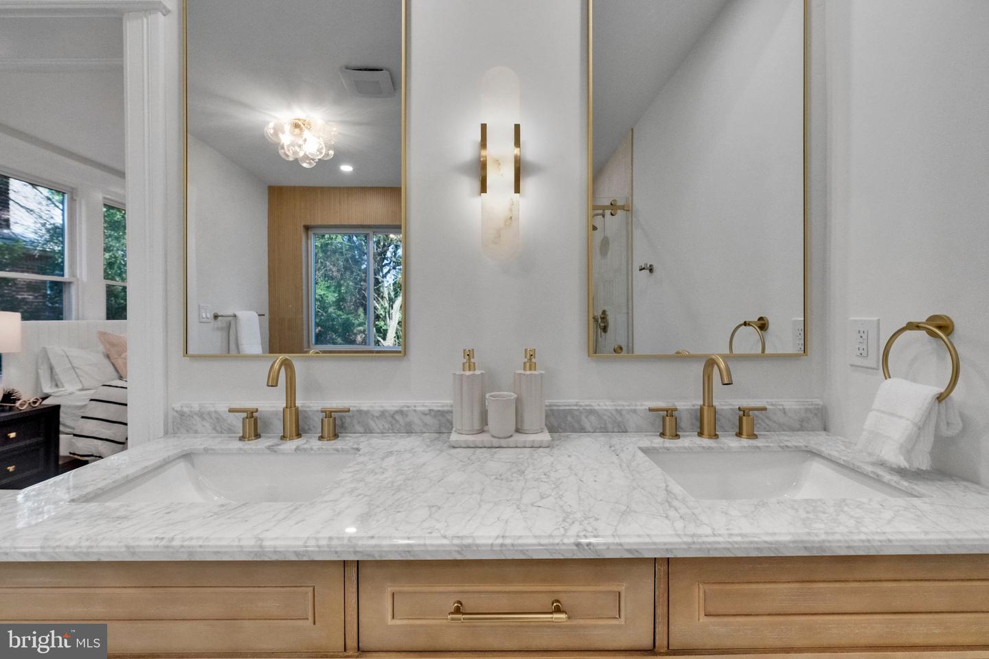 5811 5TH ST NW, WASHINGTON, District Of Columbia 20011, 4 Bedrooms Bedrooms, ,3 BathroomsBathrooms,Residential,For sale,5811 5TH ST NW,DCDC2205346 MLS # DCDC2205346