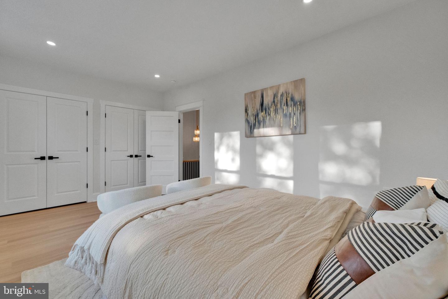 5811 5TH ST NW, WASHINGTON, District Of Columbia 20011, 4 Bedrooms Bedrooms, ,3 BathroomsBathrooms,Residential,For sale,5811 5TH ST NW,DCDC2205346 MLS # DCDC2205346