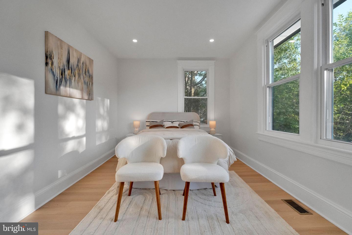 5811 5TH ST NW, WASHINGTON, District Of Columbia 20011, 4 Bedrooms Bedrooms, ,3 BathroomsBathrooms,Residential,For sale,5811 5TH ST NW,DCDC2205346 MLS # DCDC2205346