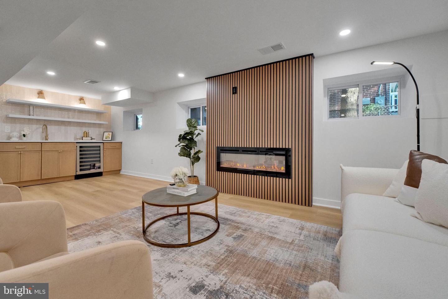 5811 5TH ST NW, WASHINGTON, District Of Columbia 20011, 4 Bedrooms Bedrooms, ,3 BathroomsBathrooms,Residential,For sale,5811 5TH ST NW,DCDC2205346 MLS # DCDC2205346