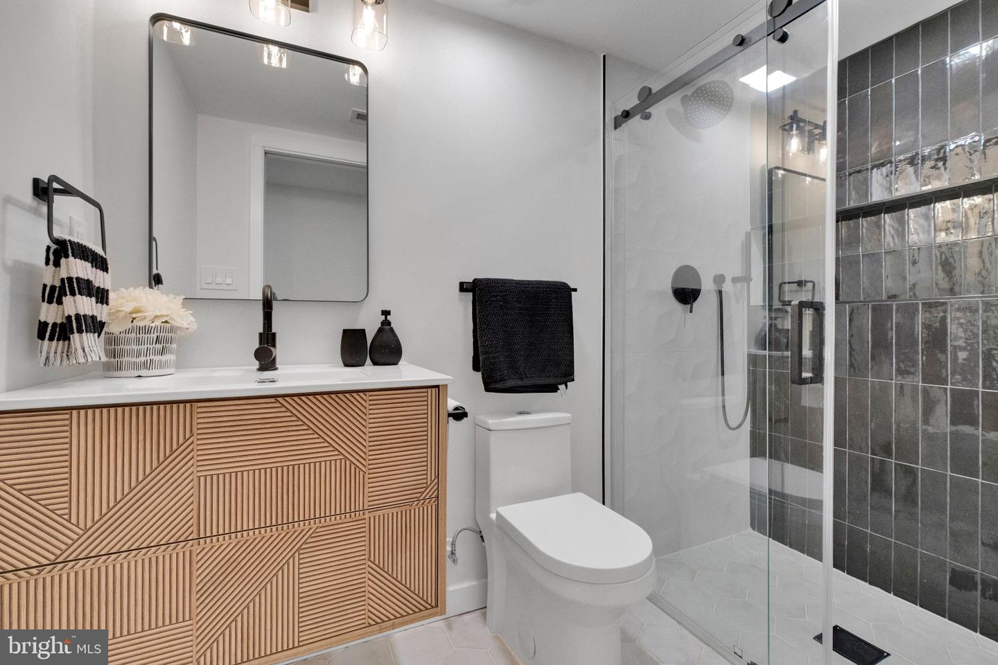 5811 5TH ST NW, WASHINGTON, District Of Columbia 20011, 4 Bedrooms Bedrooms, ,3 BathroomsBathrooms,Residential,For sale,5811 5TH ST NW,DCDC2205346 MLS # DCDC2205346