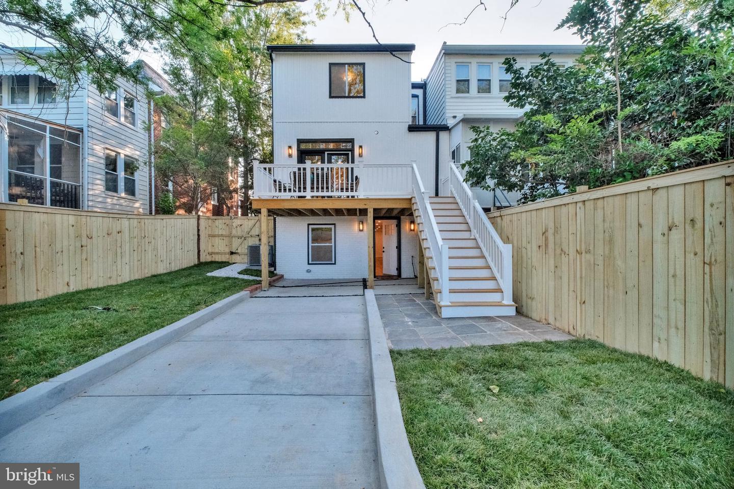 5811 5TH ST NW, WASHINGTON, District Of Columbia 20011, 4 Bedrooms Bedrooms, ,3 BathroomsBathrooms,Residential,For sale,5811 5TH ST NW,DCDC2205346 MLS # DCDC2205346