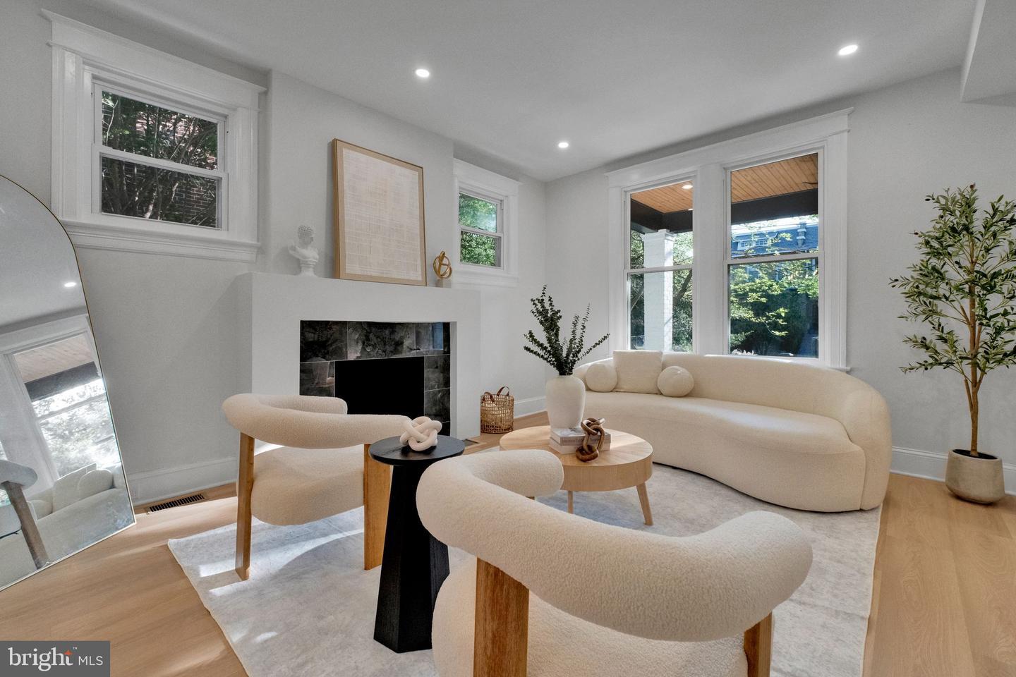 5811 5TH ST NW, WASHINGTON, District Of Columbia 20011, 4 Bedrooms Bedrooms, ,3 BathroomsBathrooms,Residential,For sale,5811 5TH ST NW,DCDC2205346 MLS # DCDC2205346