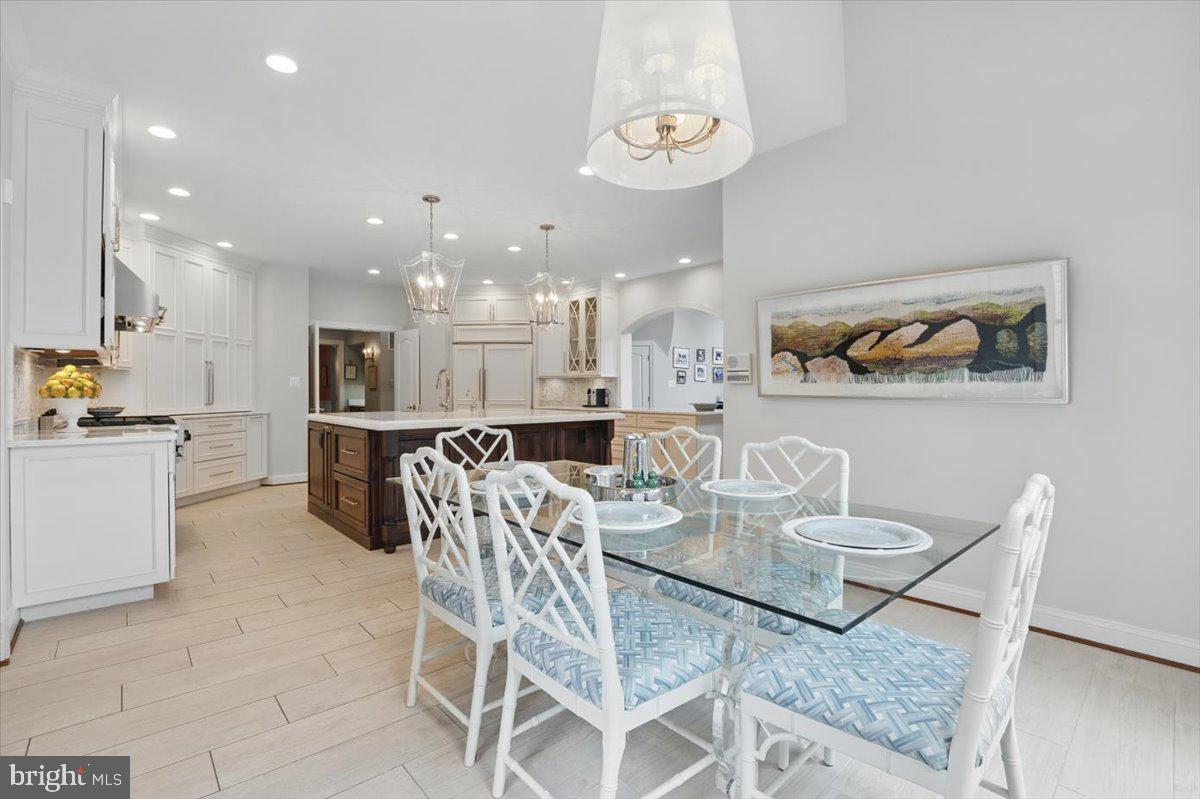 3014 APPLE BROOK LN, OAKTON, Virginia 22124, 5 Bedrooms Bedrooms, ,4 BathroomsBathrooms,Residential,For sale,3014 APPLE BROOK LN,VAFX2247050 MLS # VAFX2247050