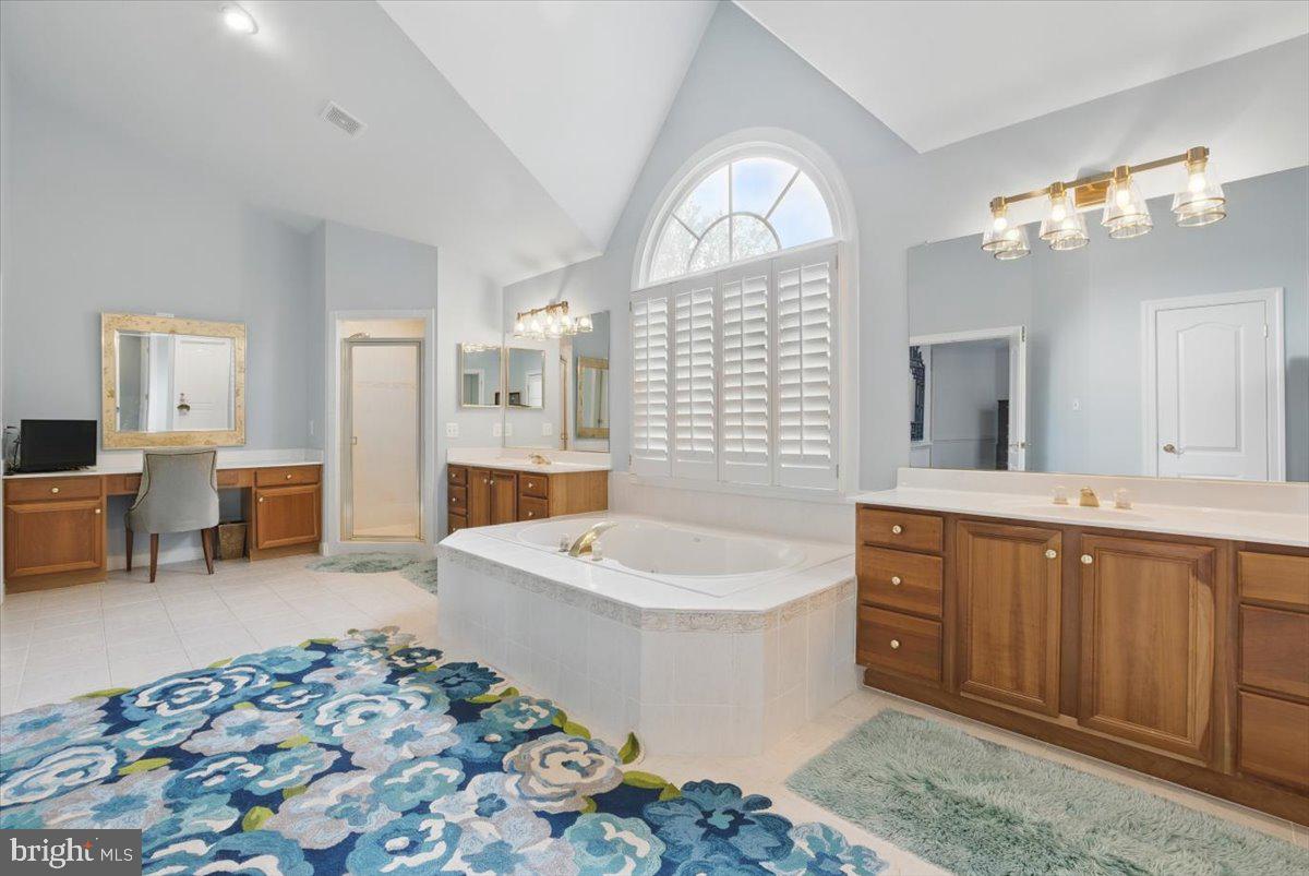 3014 APPLE BROOK LN, OAKTON, Virginia 22124, 5 Bedrooms Bedrooms, ,4 BathroomsBathrooms,Residential,For sale,3014 APPLE BROOK LN,VAFX2247050 MLS # VAFX2247050