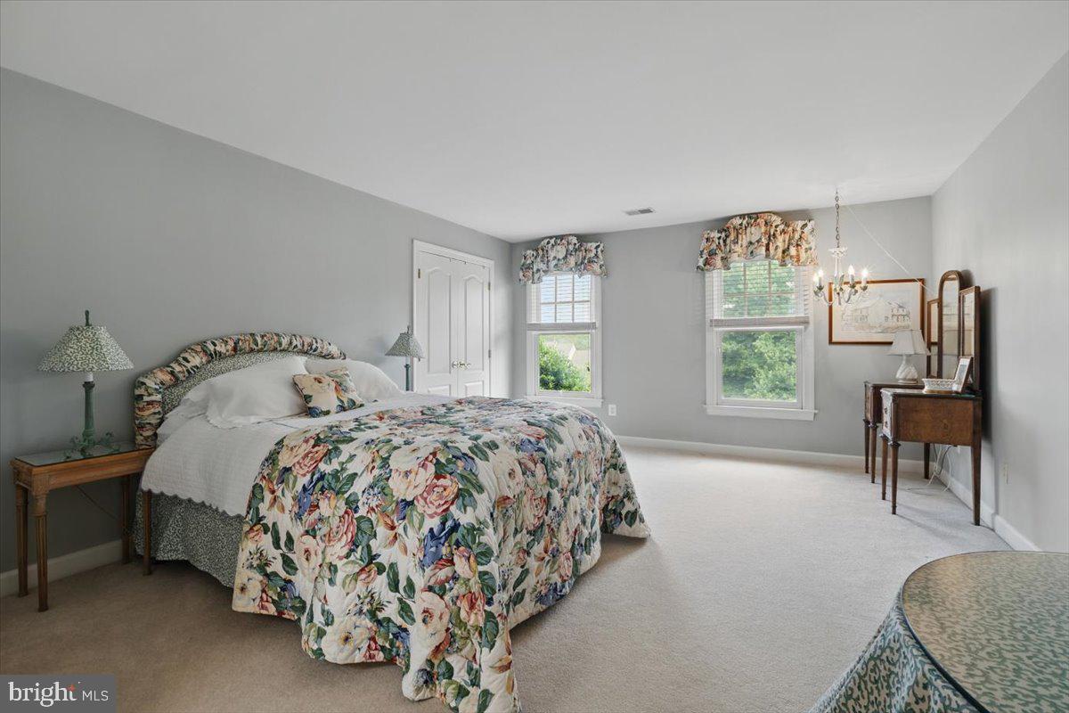 3014 APPLE BROOK LN, OAKTON, Virginia 22124, 5 Bedrooms Bedrooms, ,4 BathroomsBathrooms,Residential,For sale,3014 APPLE BROOK LN,VAFX2247050 MLS # VAFX2247050