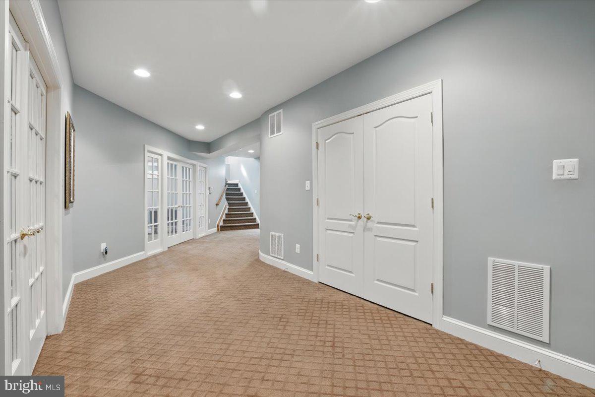 3014 APPLE BROOK LN, OAKTON, Virginia 22124, 5 Bedrooms Bedrooms, ,4 BathroomsBathrooms,Residential,For sale,3014 APPLE BROOK LN,VAFX2247050 MLS # VAFX2247050