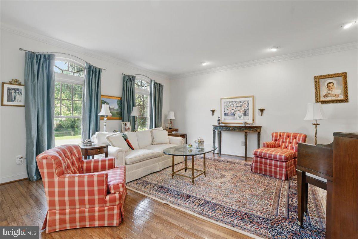 3014 APPLE BROOK LN, OAKTON, Virginia 22124, 5 Bedrooms Bedrooms, ,4 BathroomsBathrooms,Residential,For sale,3014 APPLE BROOK LN,VAFX2247050 MLS # VAFX2247050