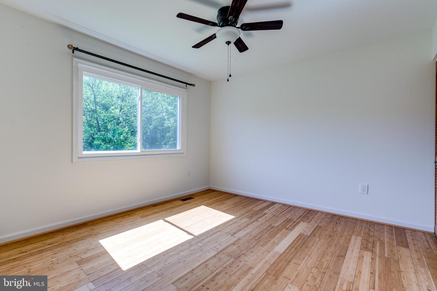 2205 FAROUGI CT, HERNDON, Virginia 20170, 4 Bedrooms Bedrooms, ,2 BathroomsBathrooms,Residential,For sale,2205 FAROUGI CT,VAFX2247638 MLS # VAFX2247638
