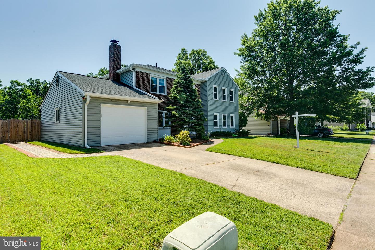 2205 FAROUGI CT, HERNDON, Virginia 20170, 4 Bedrooms Bedrooms, ,2 BathroomsBathrooms,Residential,For sale,2205 FAROUGI CT,VAFX2247638 MLS # VAFX2247638