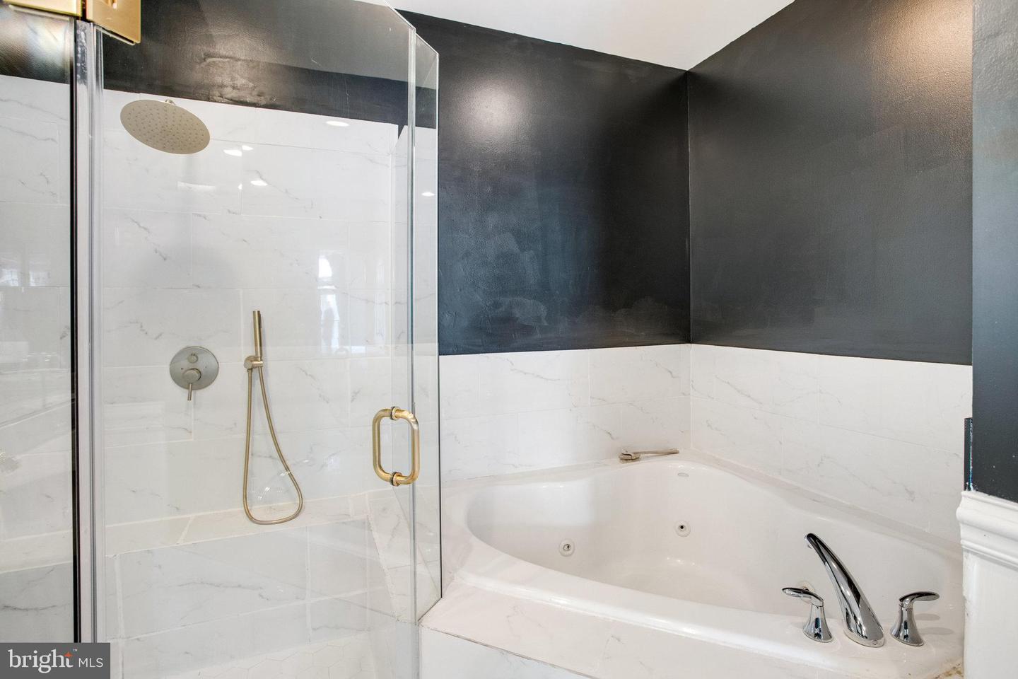 466 HARBOR SIDE ST, WOODBRIDGE, Virginia 22191, 3 Bedrooms Bedrooms, ,3 BathroomsBathrooms,Residential,For sale,466 HARBOR SIDE ST,VAPW2097308 MLS # VAPW2097308