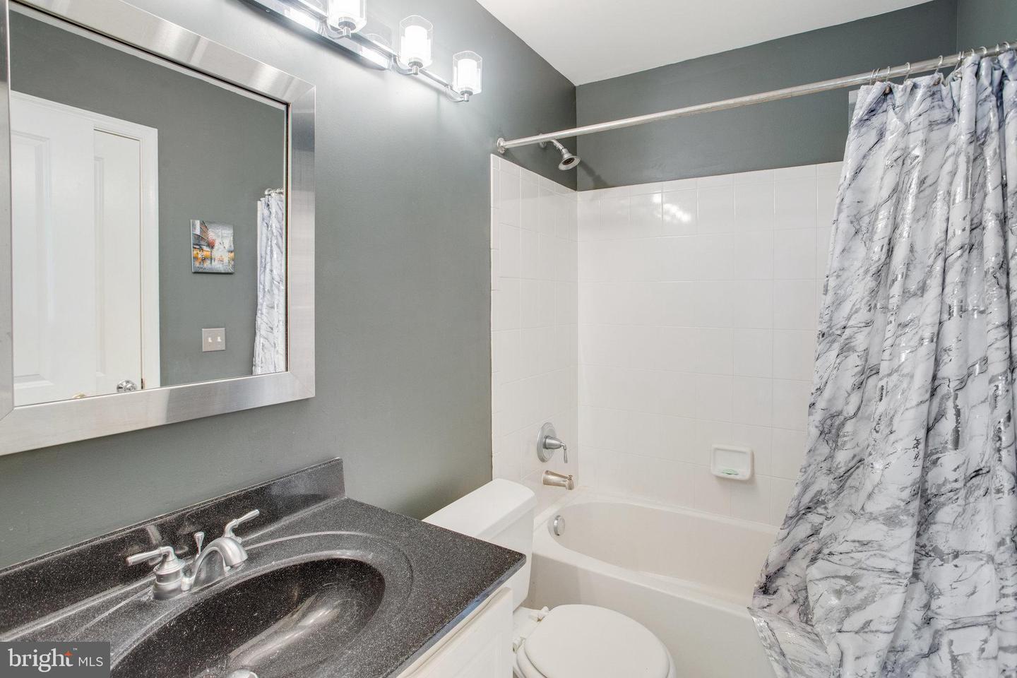 466 HARBOR SIDE ST, WOODBRIDGE, Virginia 22191, 3 Bedrooms Bedrooms, ,3 BathroomsBathrooms,Residential,For sale,466 HARBOR SIDE ST,VAPW2097308 MLS # VAPW2097308