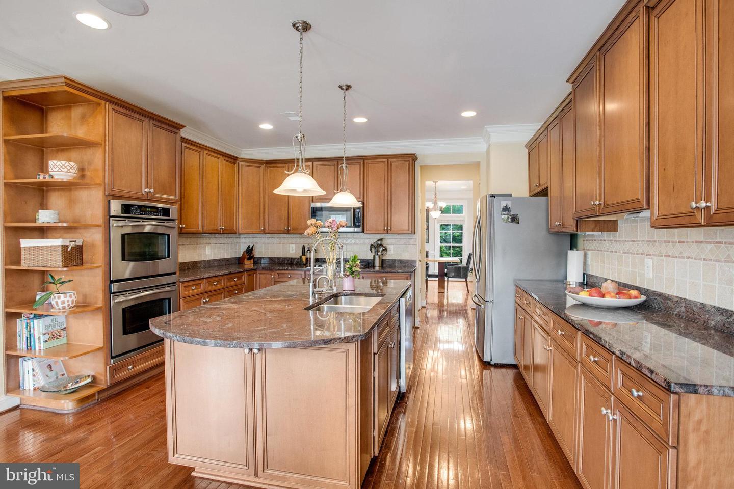 466 HARBOR SIDE ST, WOODBRIDGE, Virginia 22191, 3 Bedrooms Bedrooms, ,3 BathroomsBathrooms,Residential,For sale,466 HARBOR SIDE ST,VAPW2097308 MLS # VAPW2097308