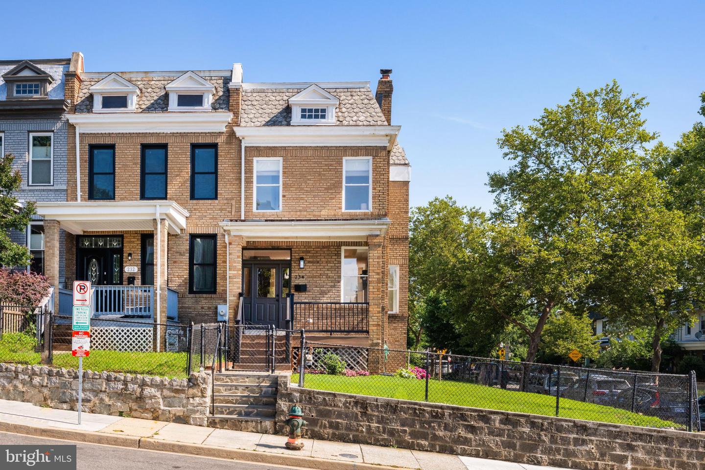 234 V ST NE, WASHINGTON, District Of Columbia 20002, 3 Bedrooms Bedrooms, ,2 BathroomsBathrooms,Residential,For sale,234 V ST NE,DCDC2206298 MLS # DCDC2206298