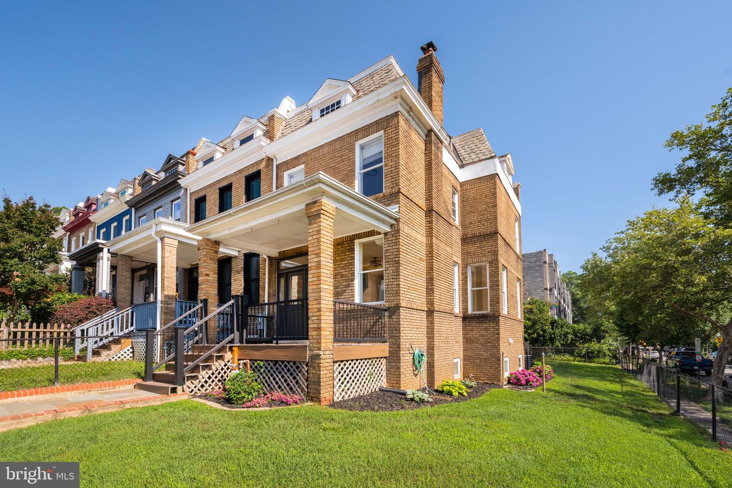 234 V ST NE, WASHINGTON, District Of Columbia 20002, 3 Bedrooms Bedrooms, ,2 BathroomsBathrooms,Residential,For sale,234 V ST NE,DCDC2206298 MLS # DCDC2206298
