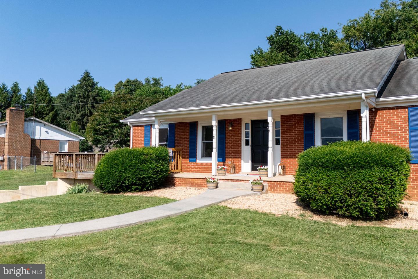 18 GREENFIELD RD, LURAY, Virginia 22835, 3 Bedrooms Bedrooms, ,3 BathroomsBathrooms,Residential,For sale,18 GREENFIELD RD,VAPA2005042 MLS # VAPA2005042