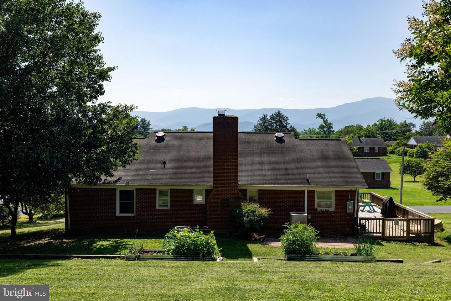 18 GREENFIELD RD, LURAY, Virginia 22835, 3 Bedrooms Bedrooms, ,3 BathroomsBathrooms,Residential,For sale,18 GREENFIELD RD,VAPA2005042 MLS # VAPA2005042