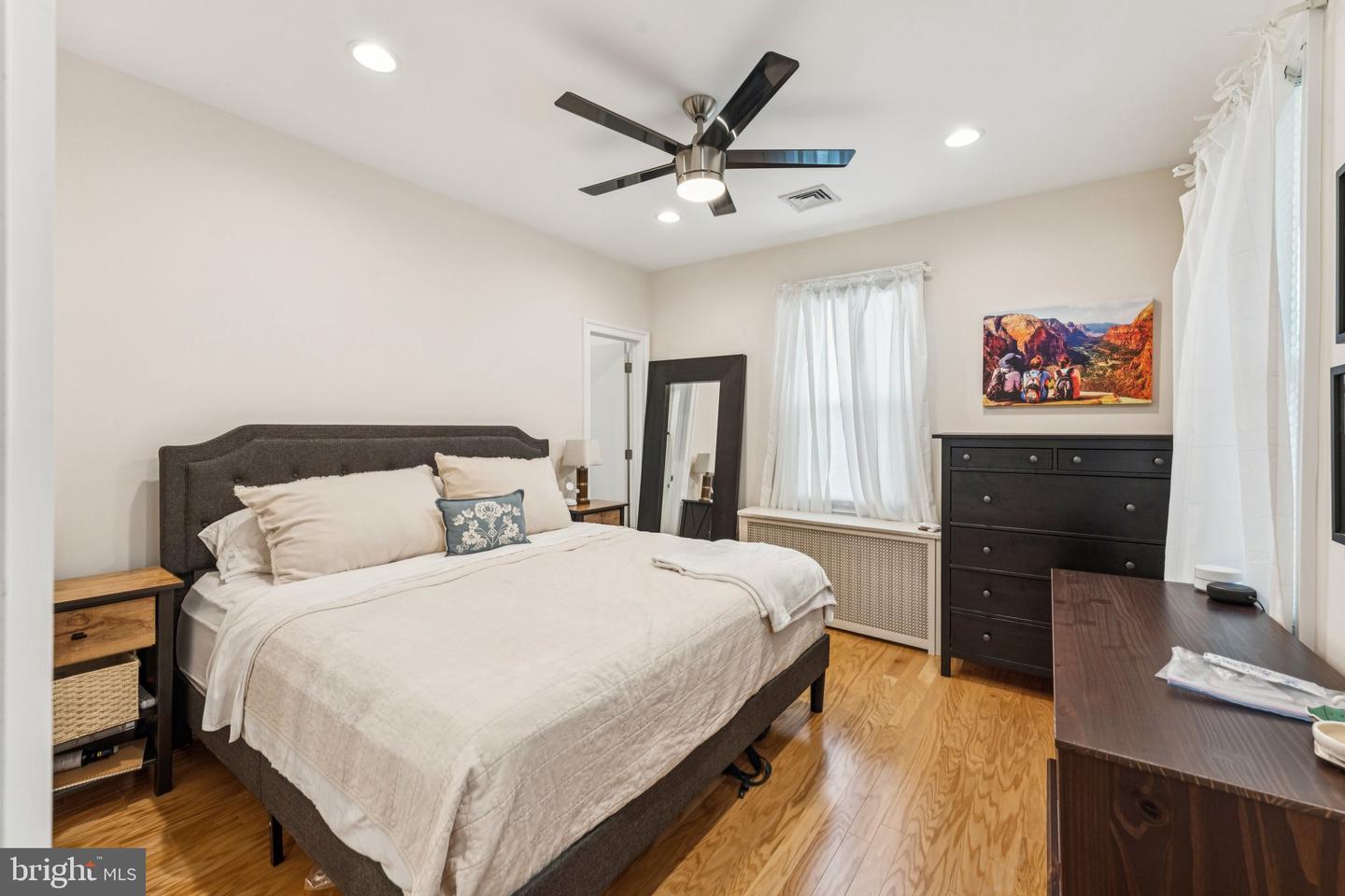 801 20TH ST S, ARLINGTON, Virginia 22202, 3 Bedrooms Bedrooms, ,3 BathroomsBathrooms,Residential,For sale,801 20TH ST S,VAAR2059542 MLS # VAAR2059542