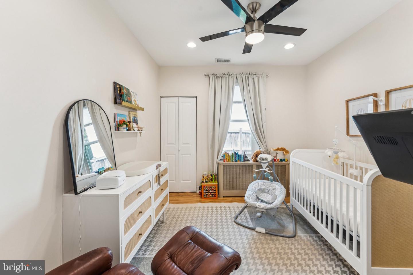 801 20TH ST S, ARLINGTON, Virginia 22202, 3 Bedrooms Bedrooms, ,3 BathroomsBathrooms,Residential,For sale,801 20TH ST S,VAAR2059542 MLS # VAAR2059542