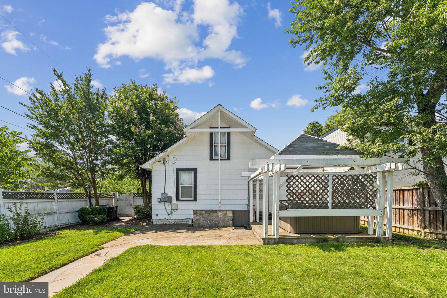 801 20TH ST S, ARLINGTON, Virginia 22202, 3 Bedrooms Bedrooms, ,3 BathroomsBathrooms,Residential,For sale,801 20TH ST S,VAAR2059542 MLS # VAAR2059542