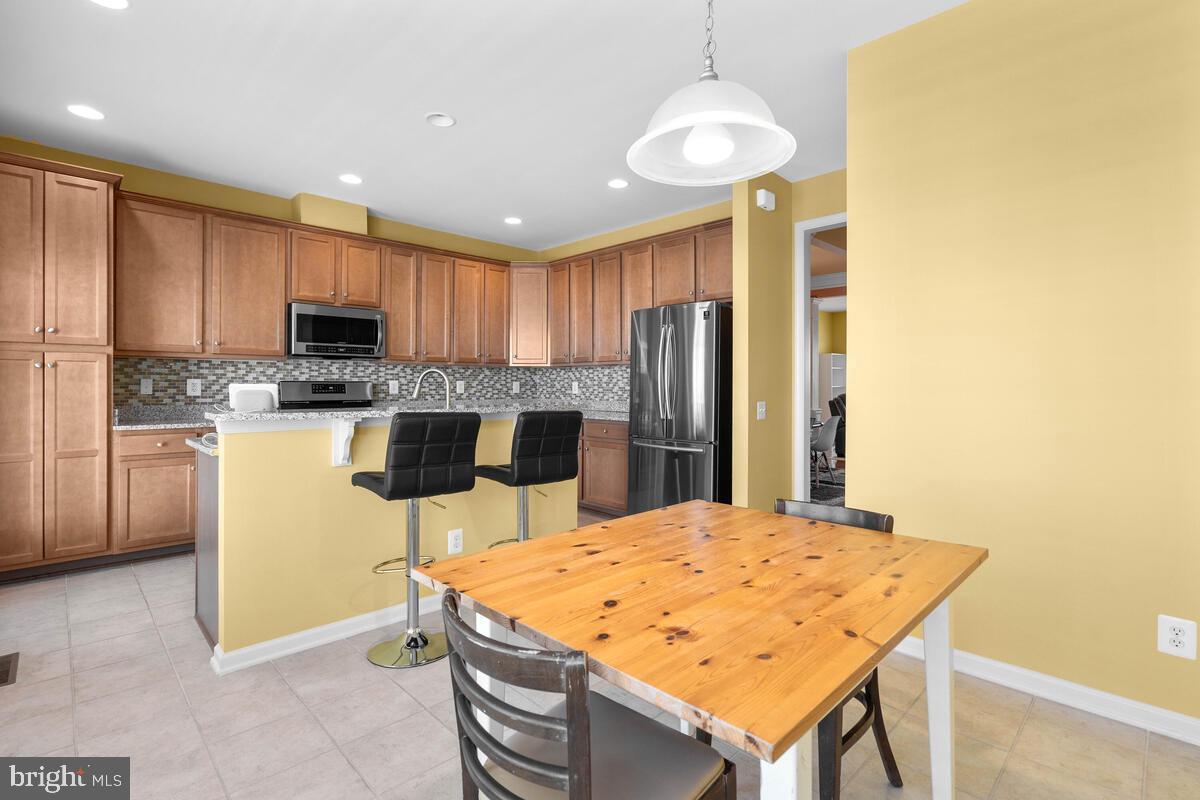 43559 WHEADON TER, CHANTILLY, Virginia 20152, 4 Bedrooms Bedrooms, ,3 BathroomsBathrooms,Residential,For sale,43559 WHEADON TER,VALO2100328 MLS # VALO2100328