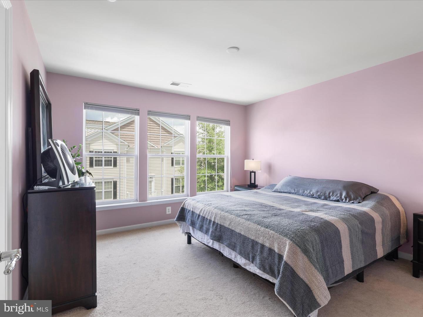 43559 WHEADON TER, CHANTILLY, Virginia 20152, 4 Bedrooms Bedrooms, ,3 BathroomsBathrooms,Residential,For sale,43559 WHEADON TER,VALO2100328 MLS # VALO2100328