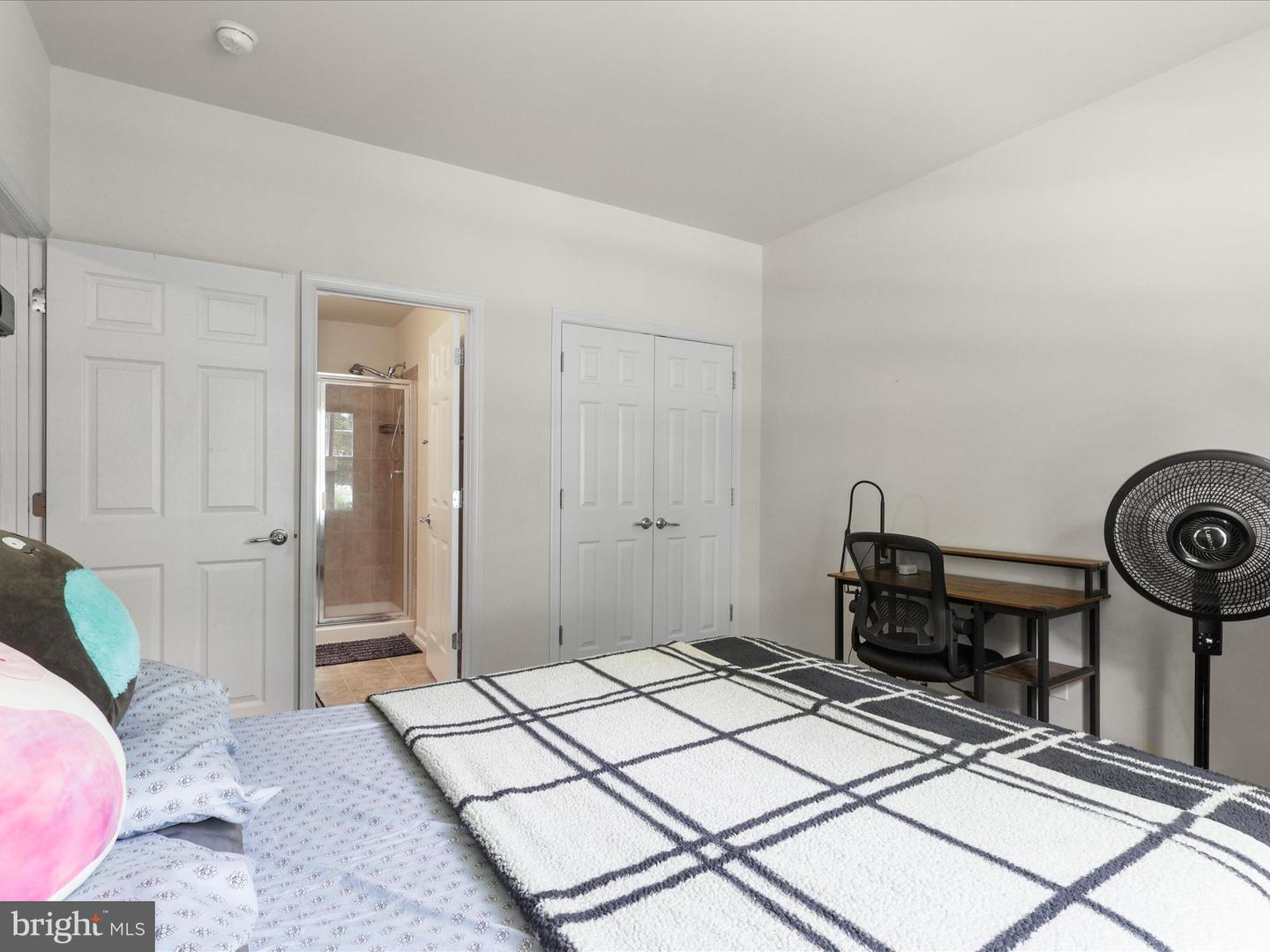 43559 WHEADON TER, CHANTILLY, Virginia 20152, 4 Bedrooms Bedrooms, ,3 BathroomsBathrooms,Residential,For sale,43559 WHEADON TER,VALO2100328 MLS # VALO2100328