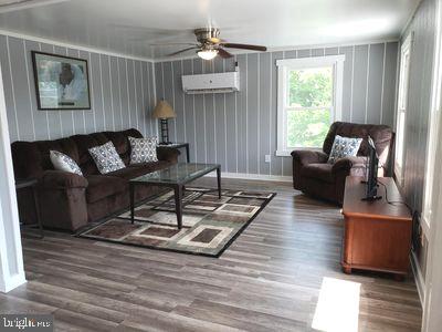215 IRVING AVE N, COLONIAL BEACH, Virginia 22443, 1 Bedroom Bedrooms, ,1 BathroomBathrooms,Residential,For sale,215 IRVING AVE N,VAWE2009200 MLS # VAWE2009200
