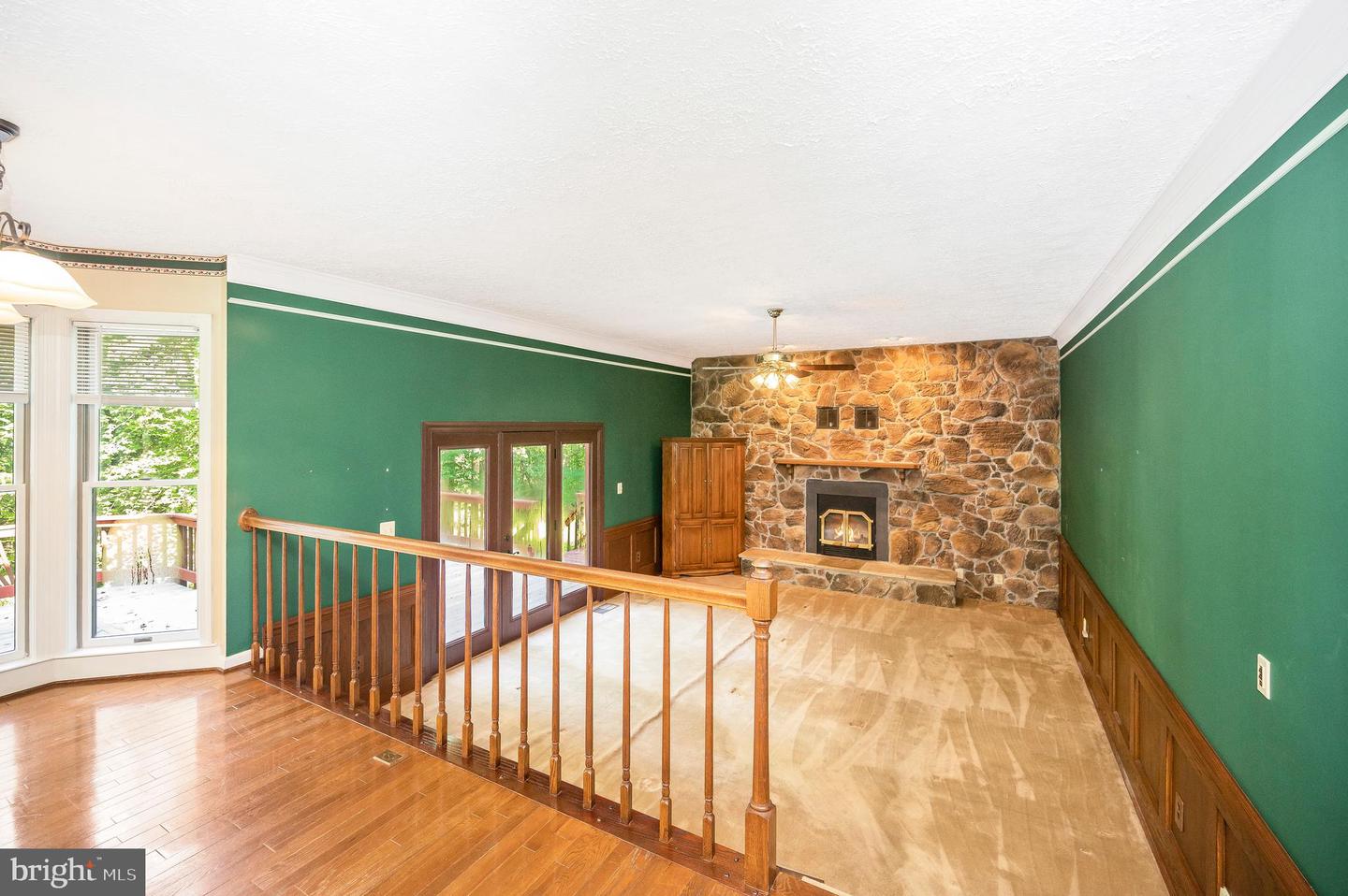 5599 SMALL OAK CT, WOODBRIDGE, Virginia 22192, 3 Bedrooms Bedrooms, ,2 BathroomsBathrooms,Residential,For sale,5599 SMALL OAK CT,VAPW2097952 MLS # VAPW2097952