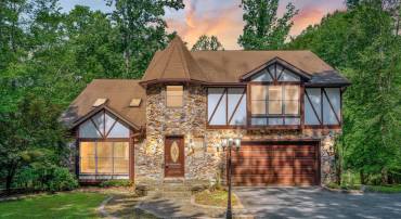 5599 SMALL OAK CT, WOODBRIDGE, Virginia 22192, 3 Bedrooms Bedrooms, ,2 BathroomsBathrooms,Residential,For sale,5599 SMALL OAK CT,VAPW2097952 MLS # VAPW2097952