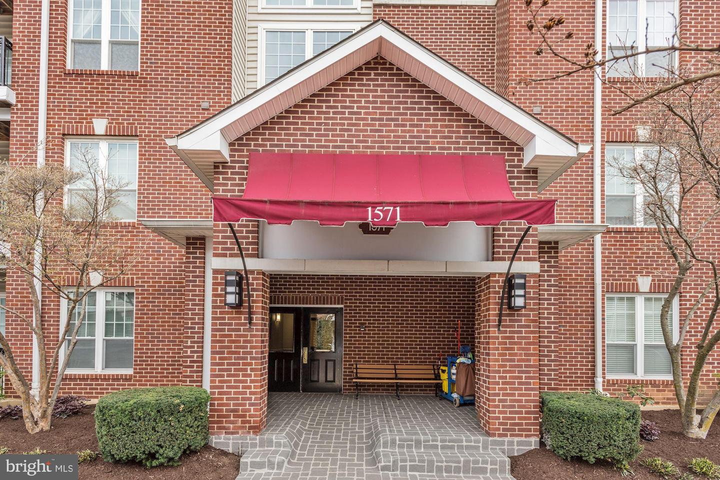 1571 SPRING GATE DR #6314, MCLEAN, Virginia 22102, 2 Bedrooms Bedrooms, ,2 BathroomsBathrooms,Residential,For sale,1571 SPRING GATE DR #6314,VAFX2250572 MLS # VAFX2250572