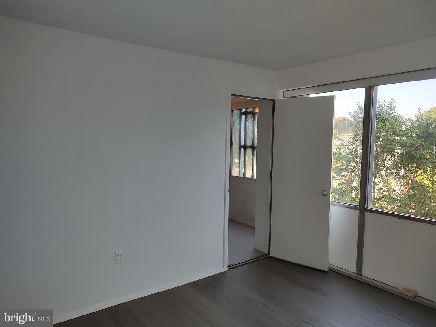 1301 DELAWARE AVE SW #N103, WASHINGTON, District Of Columbia 20024, 1 Bedroom Bedrooms, ,1 BathroomBathrooms,Residential,For sale,1301 DELAWARE AVE SW #N103,DCDC2207762 MLS # DCDC2207762