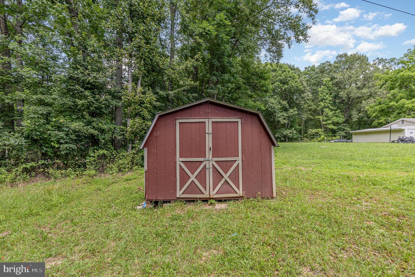 6932 OLD COURTHOUSE RD, SPOTSYLVANIA, Virginia 22551, 3 Bedrooms Bedrooms, ,1 BathroomBathrooms,Residential,For sale,6932 OLD COURTHOUSE RD,VASP2034218 MLS # VASP2034218