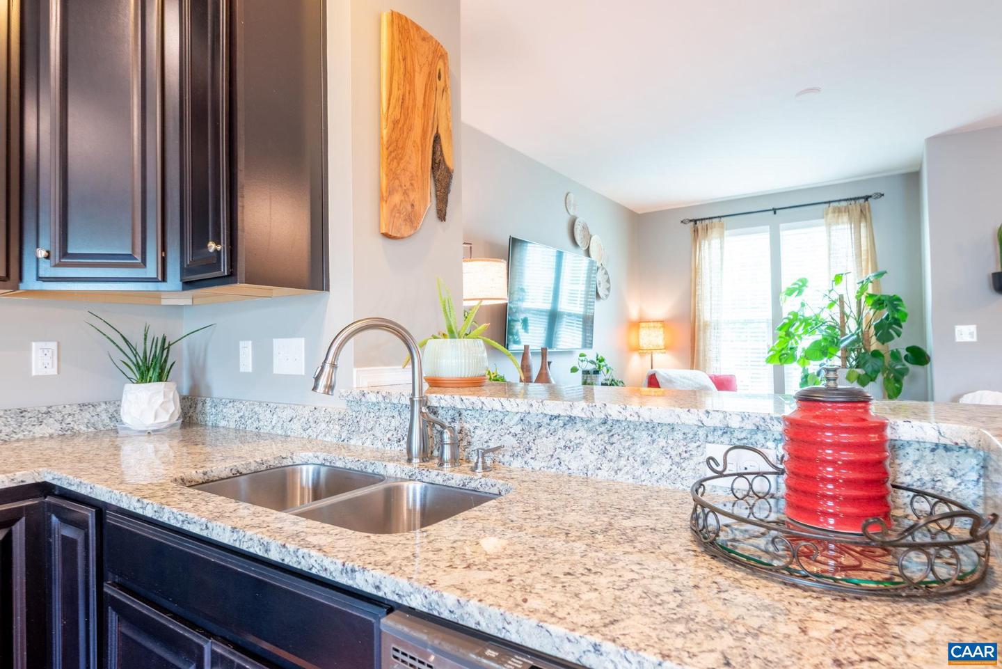 2140 ELM TREE KNOLL, CHARLOTTESVILLE, Virginia 22911, 3 Bedrooms Bedrooms, ,2 BathroomsBathrooms,Residential,For sale,2140 ELM TREE KNOLL,666135 MLS # 666135