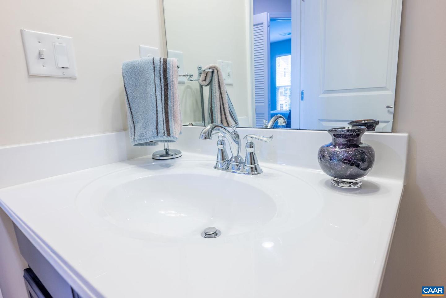 2140 ELM TREE KNOLL, CHARLOTTESVILLE, Virginia 22911, 3 Bedrooms Bedrooms, ,2 BathroomsBathrooms,Residential,For sale,2140 ELM TREE KNOLL,666135 MLS # 666135