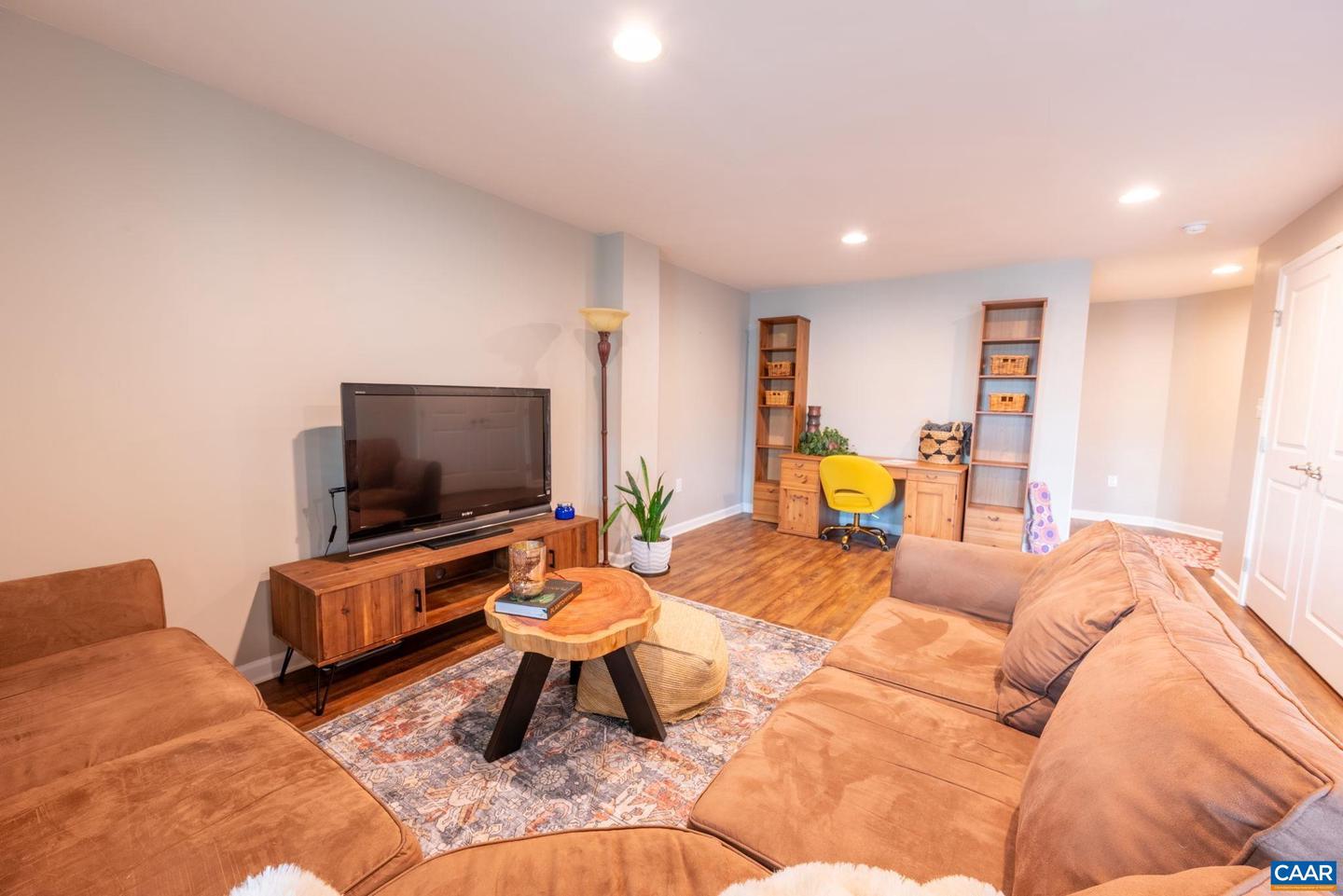 2140 ELM TREE KNOLL, CHARLOTTESVILLE, Virginia 22911, 3 Bedrooms Bedrooms, ,2 BathroomsBathrooms,Residential,For sale,2140 ELM TREE KNOLL,666135 MLS # 666135