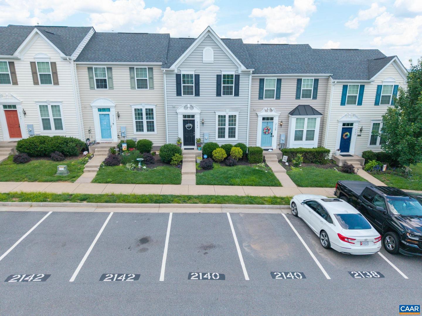 2140 ELM TREE KNOLL, CHARLOTTESVILLE, Virginia 22911, 3 Bedrooms Bedrooms, ,2 BathroomsBathrooms,Residential,For sale,2140 ELM TREE KNOLL,666135 MLS # 666135