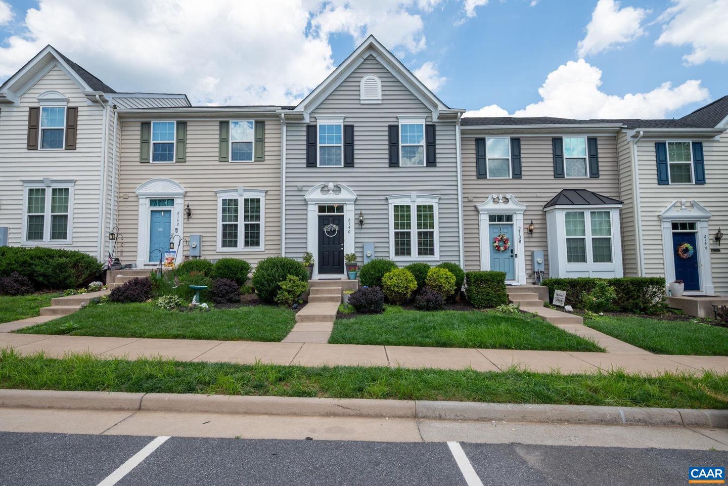 2140 ELM TREE KNOLL, CHARLOTTESVILLE, Virginia 22911, 3 Bedrooms Bedrooms, ,2 BathroomsBathrooms,Residential,For sale,2140 ELM TREE KNOLL,666135 MLS # 666135