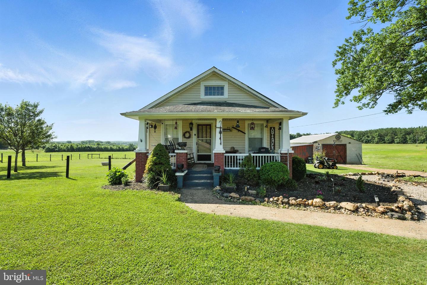 3580 MOUNT RUSH HWY, DILLWYN, Virginia 23936, 3 Bedrooms Bedrooms, ,1 BathroomBathrooms,Residential,For sale,3580 MOUNT RUSH HWY,VABH2000194 MLS # VABH2000194
