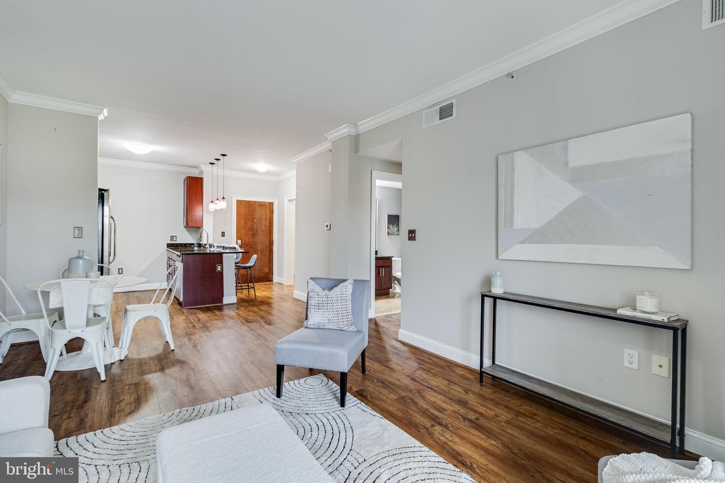 6301 EDSALL RD #303, ALEXANDRIA, Virginia 22312, 1 Bedroom Bedrooms, ,1 BathroomBathrooms,Residential,For sale,6301 EDSALL RD #303,VAFX2251174 MLS # VAFX2251174