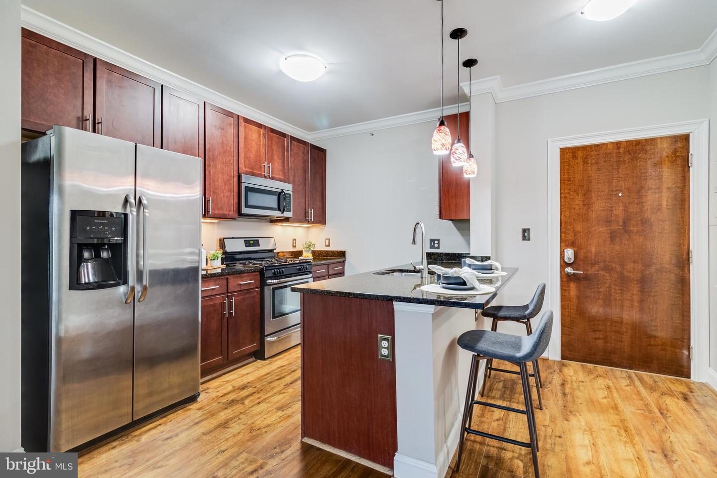 6301 EDSALL RD #303, ALEXANDRIA, Virginia 22312, 1 Bedroom Bedrooms, ,1 BathroomBathrooms,Residential,For sale,6301 EDSALL RD #303,VAFX2251174 MLS # VAFX2251174