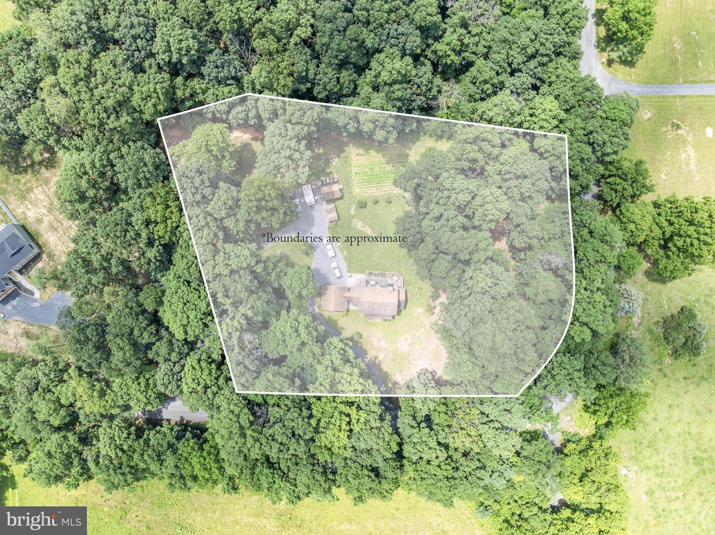 2529 SAUMSVILLE RD, MAURERTOWN, Virginia 22644, 3 Bedrooms Bedrooms, ,2 BathroomsBathrooms,Residential,For sale,2529 SAUMSVILLE RD,VASH2011830 MLS # VASH2011830