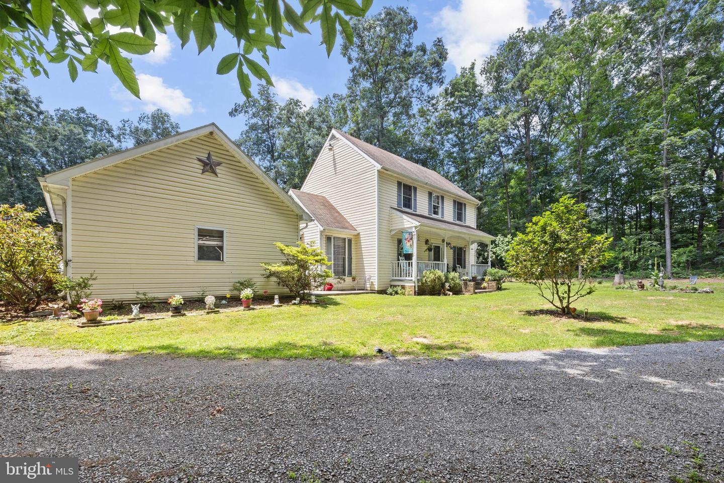 2529 SAUMSVILLE RD, MAURERTOWN, Virginia 22644, 3 Bedrooms Bedrooms, ,2 BathroomsBathrooms,Residential,For sale,2529 SAUMSVILLE RD,VASH2011830 MLS # VASH2011830