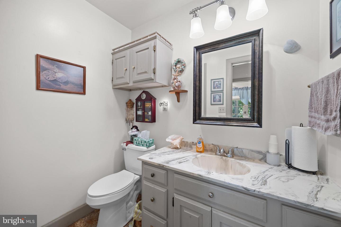 2529 SAUMSVILLE RD, MAURERTOWN, Virginia 22644, 3 Bedrooms Bedrooms, ,2 BathroomsBathrooms,Residential,For sale,2529 SAUMSVILLE RD,VASH2011830 MLS # VASH2011830