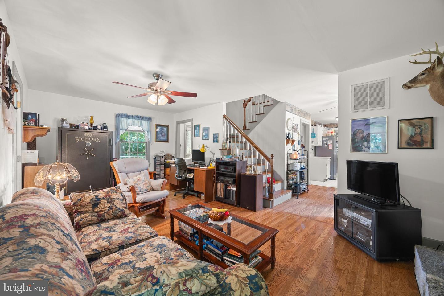 2529 SAUMSVILLE RD, MAURERTOWN, Virginia 22644, 3 Bedrooms Bedrooms, ,2 BathroomsBathrooms,Residential,For sale,2529 SAUMSVILLE RD,VASH2011830 MLS # VASH2011830