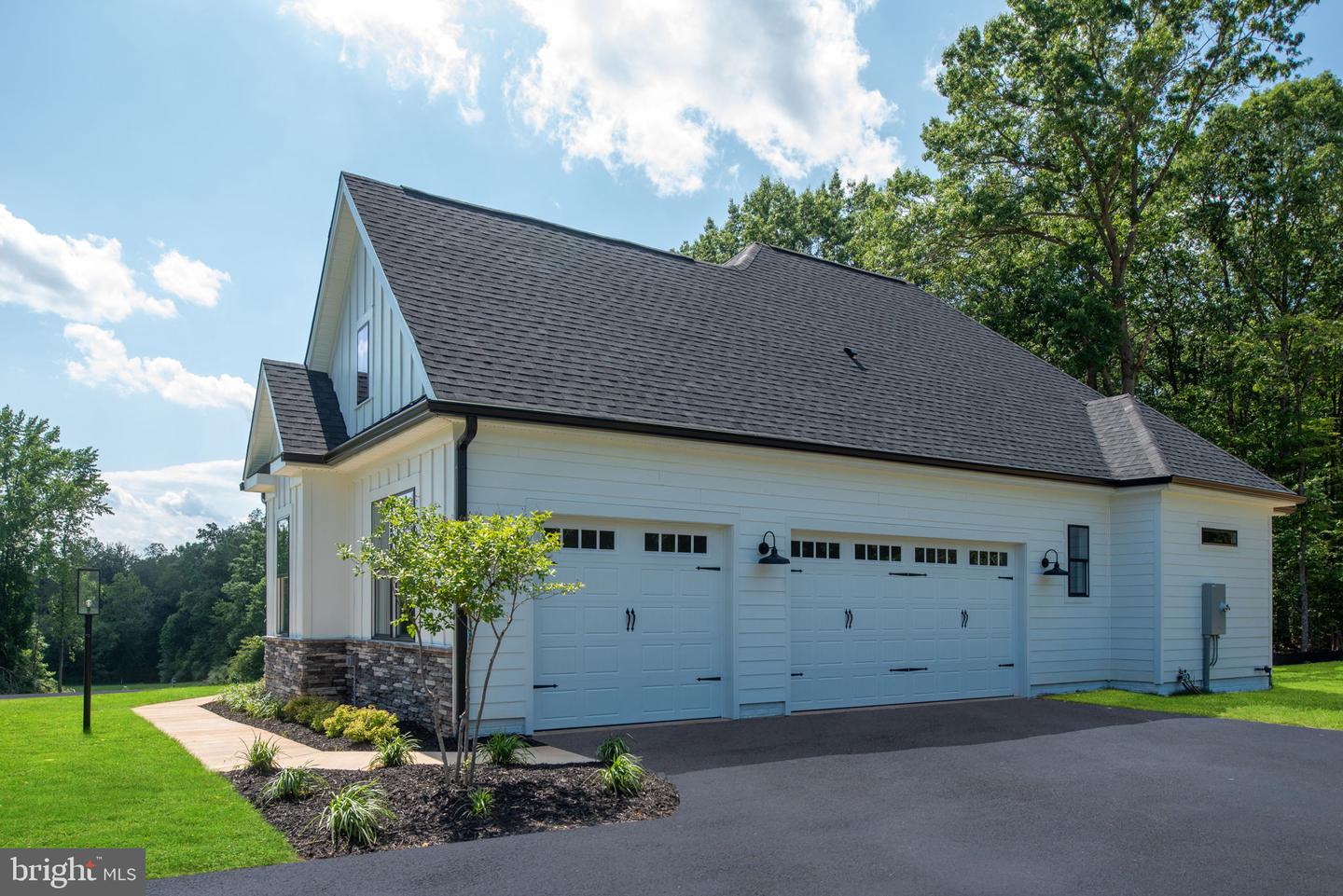 8630 ROSNI WAY, FREDERICKSBURG, Virginia 22407, 4 Bedrooms Bedrooms, ,5 BathroomsBathrooms,Residential,For sale,8630 ROSNI WAY,VASP2034244 MLS # VASP2034244