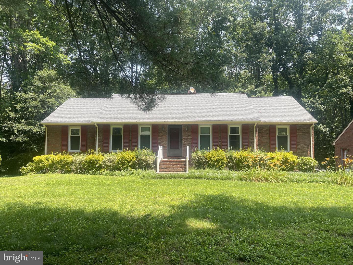 303 MONROE ST, MONTROSS, Virginia 22520, 3 Bedrooms Bedrooms, ,3 BathroomsBathrooms,Residential,For sale,303 MONROE ST,VAWE2009204 MLS # VAWE2009204