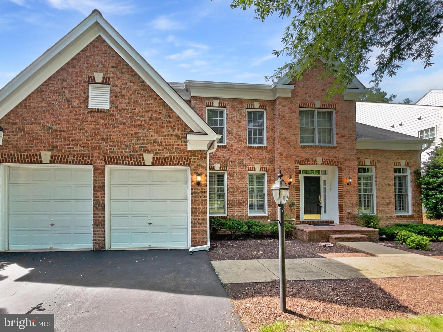 12054 GREATBRIDGE RD, WOODBRIDGE, Virginia 22192, 4 Bedrooms Bedrooms, ,4 BathroomsBathrooms,Residential,For sale,12054 GREATBRIDGE RD,VAPW2098058 MLS # VAPW2098058
