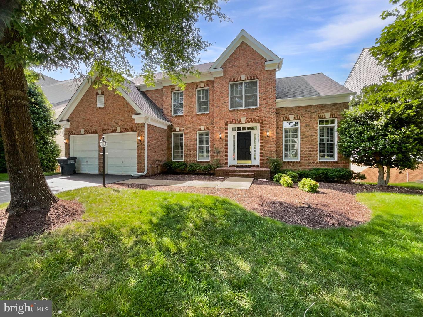 12054 GREATBRIDGE RD, WOODBRIDGE, Virginia 22192, 4 Bedrooms Bedrooms, ,4 BathroomsBathrooms,Residential,For sale,12054 GREATBRIDGE RD,VAPW2098058 MLS # VAPW2098058